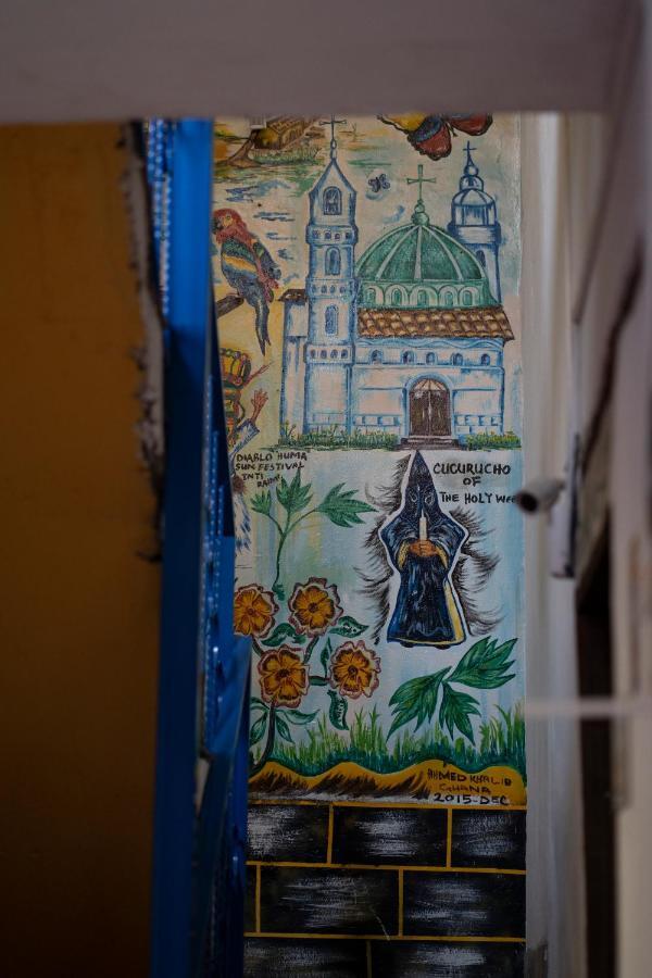 מלון Blue Door Housing Historic קיטו מראה חיצוני תמונה